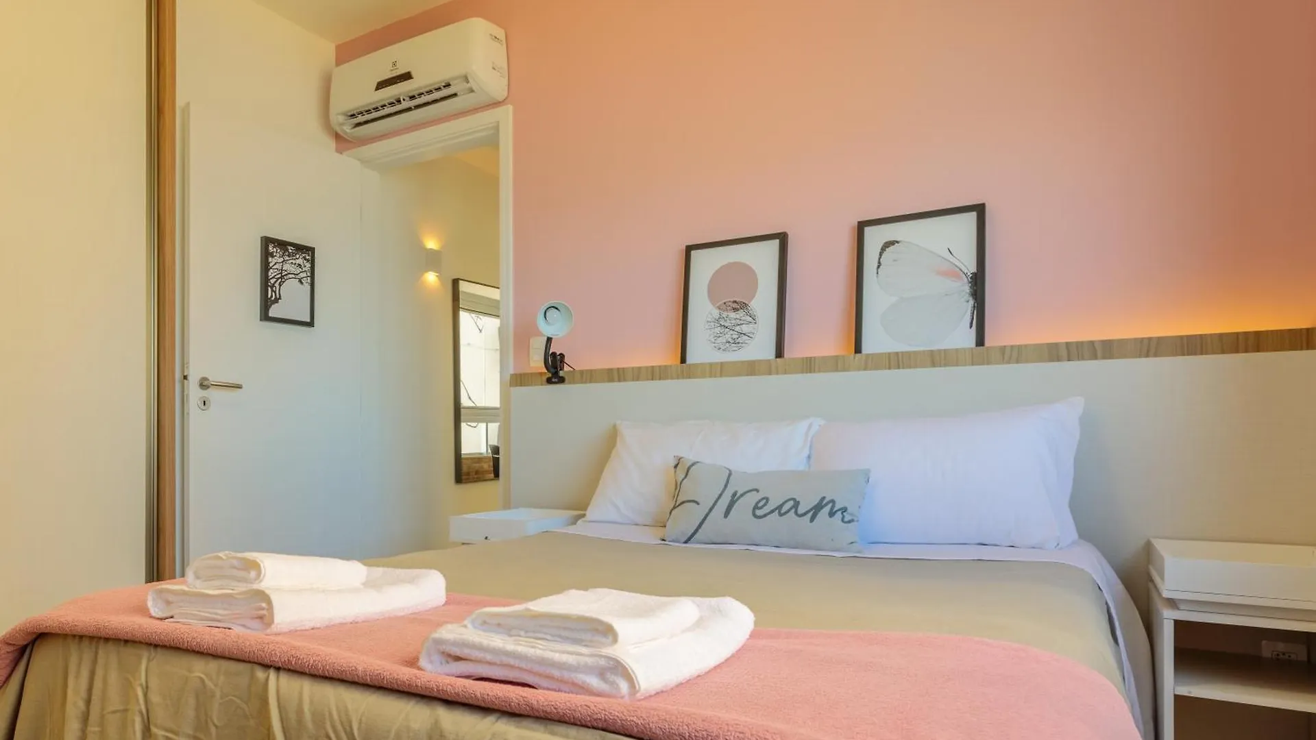Apto De Designer Com Vista Para A Beiramar Py4648 Florianópolis 아파트